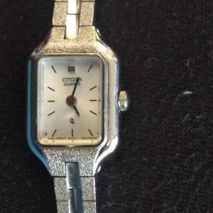 Ladies Citizen 5421-S21532 Petite Quartz Watch